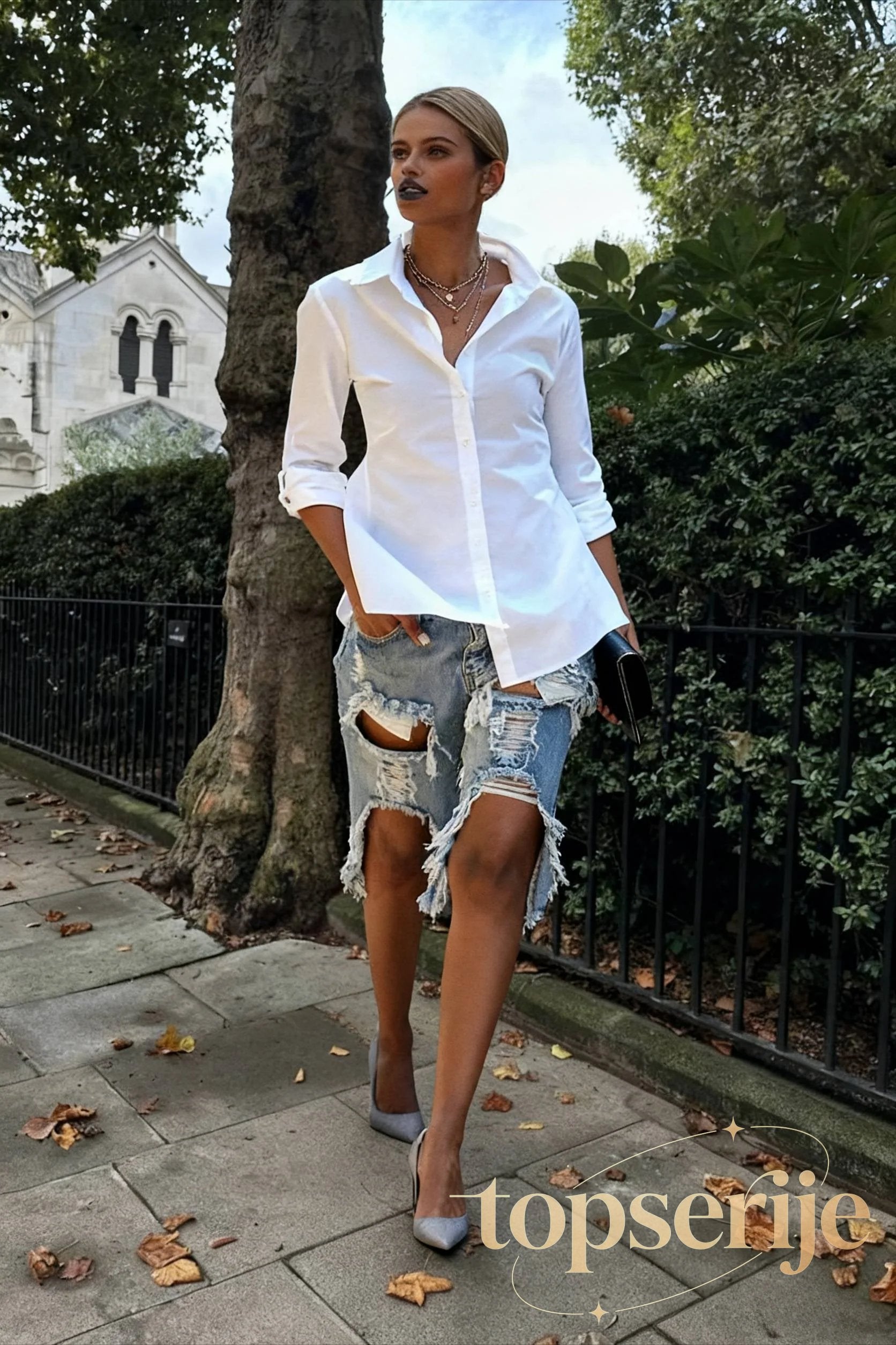 Fashion Holes Ripped Straight Denim Shorts Summer Streetwear Knee Length Women Shorts High Waist Casual Jean