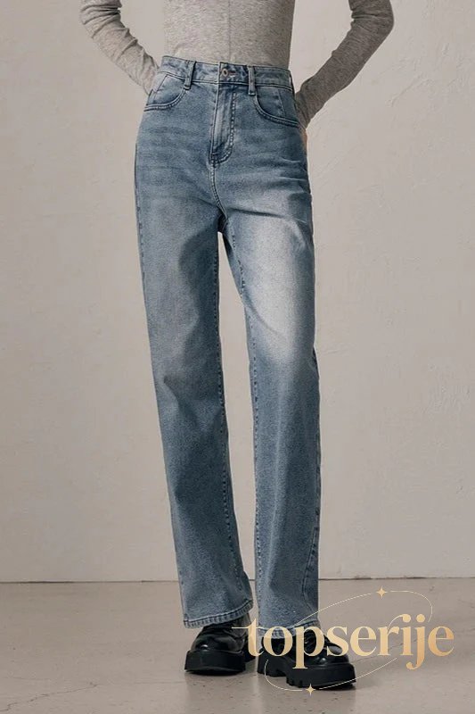 Fashionable Straight-Leg Denim Jeans
